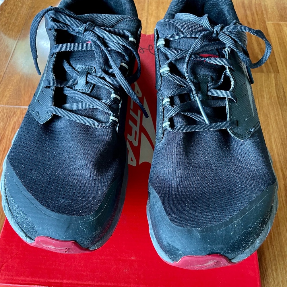 Altra Superior 5 Running Shoes Men’s 10 Excellent
